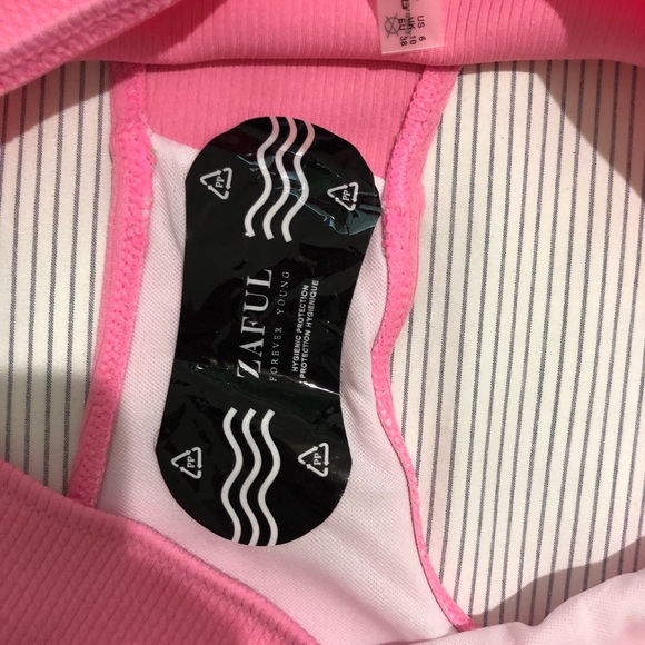 Zaful textured bandeau bikini set with straps 🦋 - Picture 8 of 11